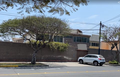 CASA SAN ISIDRO CORPAC 450M2 VENDO COMO TERRENO 15X30 CERCA AV.GALVEZ BARNECHEA