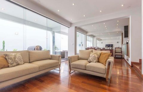 SURCO URB.CHAMA CASA 4PISOS IDEAL EMPRESAS  VIVIENDA MULTIFAMILIAR 15 AMPLIOS AMBIENTES A.C.600M2 A.T.200M2, 3COCHERAS JARDIN PISCINA